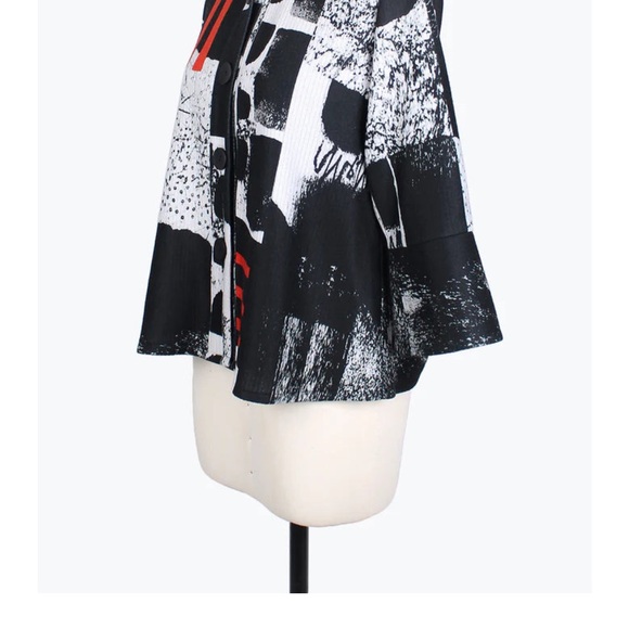 Damee Collage Black and White Jacket - Picture 2 of 7